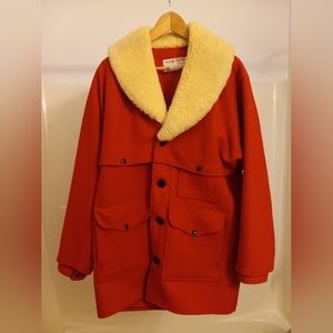 Filson Double Mackinaw Wool Cruiser Coat, red, size 44, like new